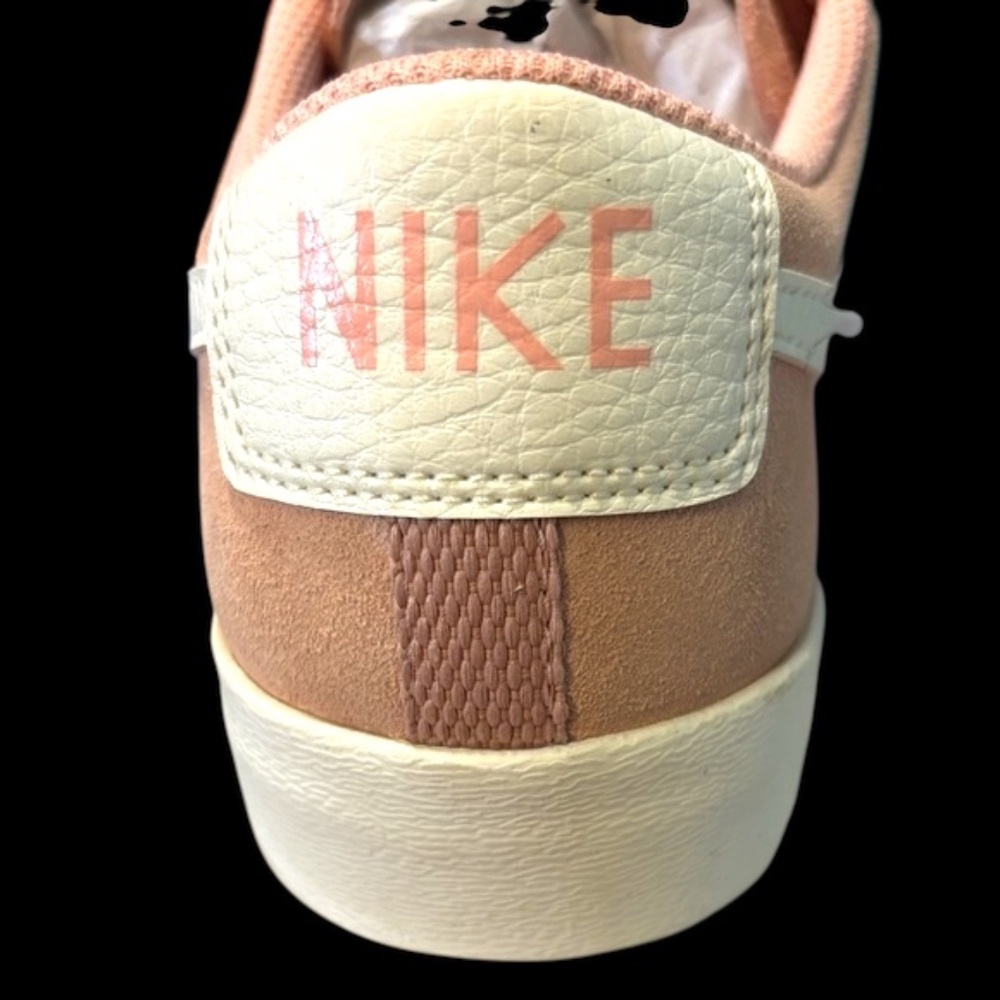 NWOT-Nike Women’s Blazer Low SD Sneakers in Coral Stardust (soft pink) suede - Picture 6 of 15